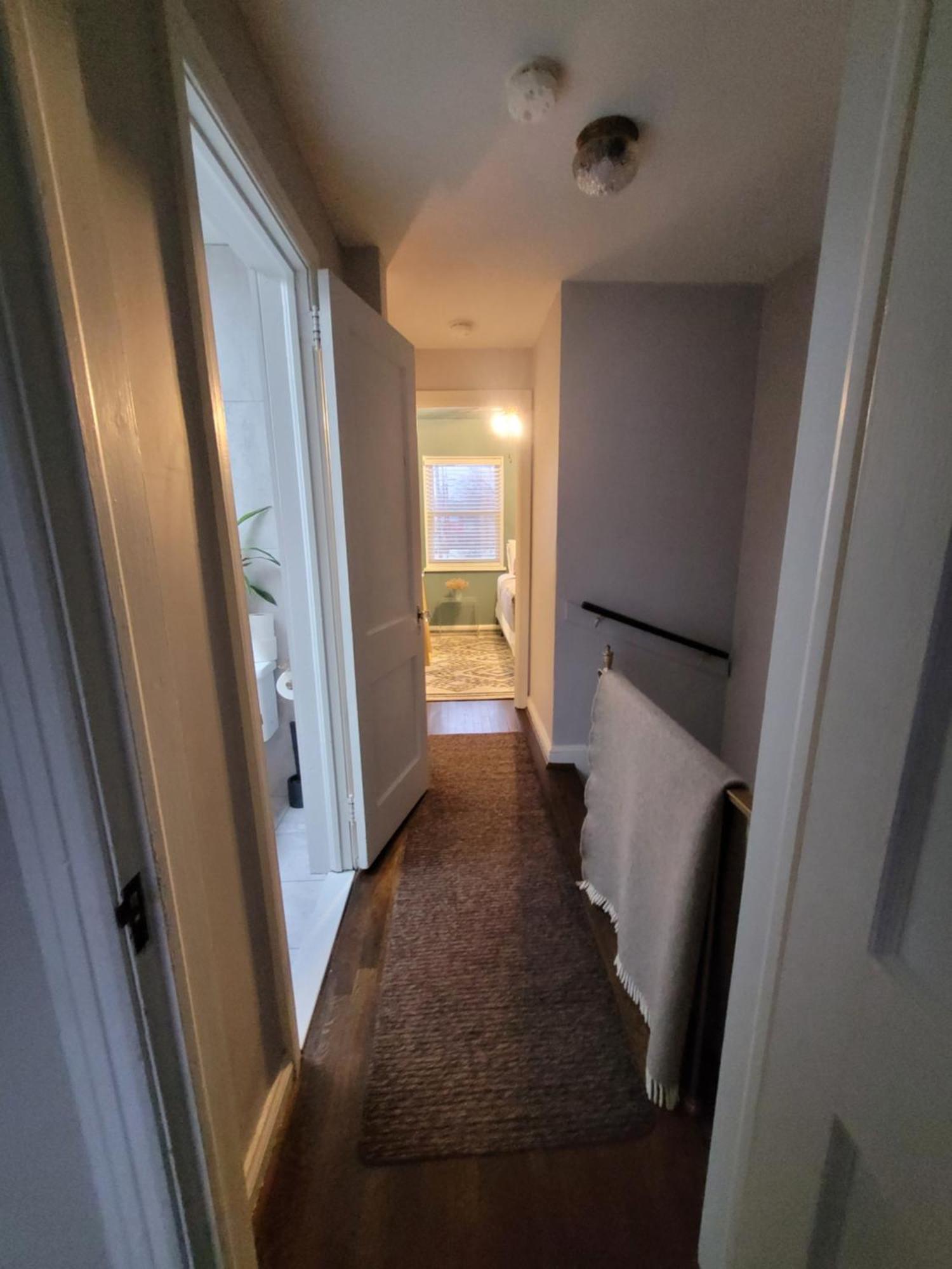 Capitol Hill Adj Home With Parking And Easy Access To Downtown ワシントン エクステリア 写真